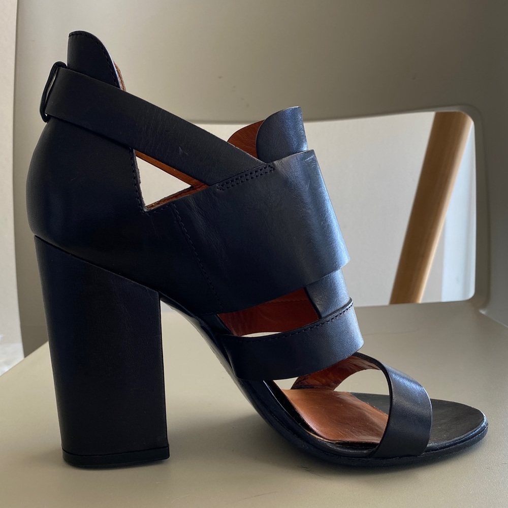 Givenchy Black Sandals Size 7 - Picture 4 of 8